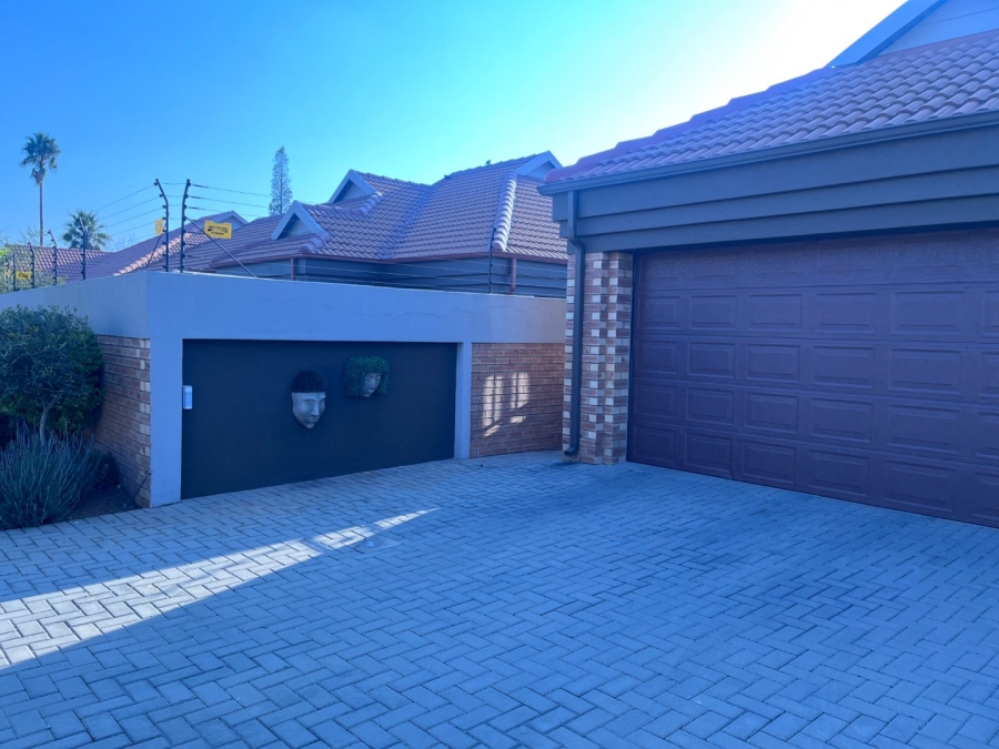 2 Bedroom Property for Sale in Pomona Gauteng