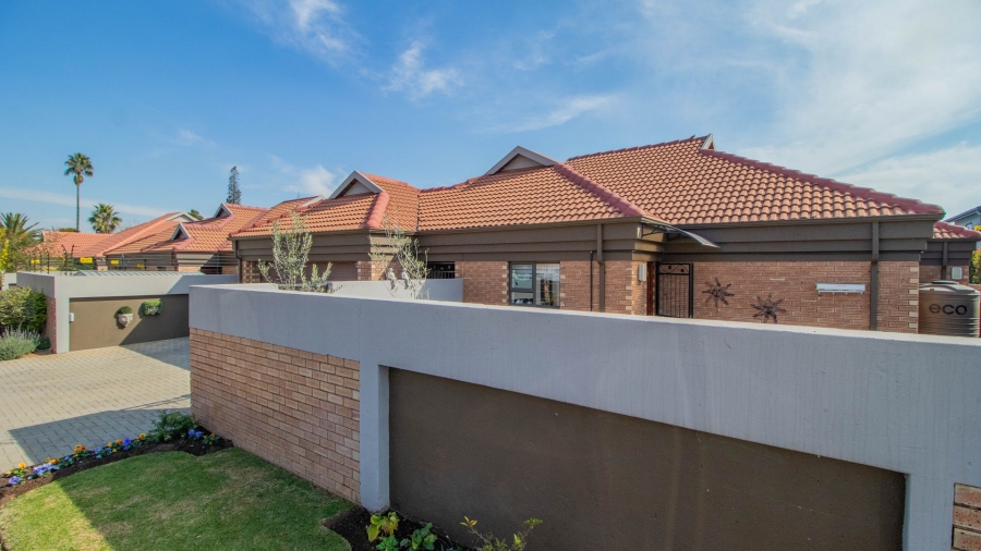 2 Bedroom Property for Sale in Pomona Gauteng