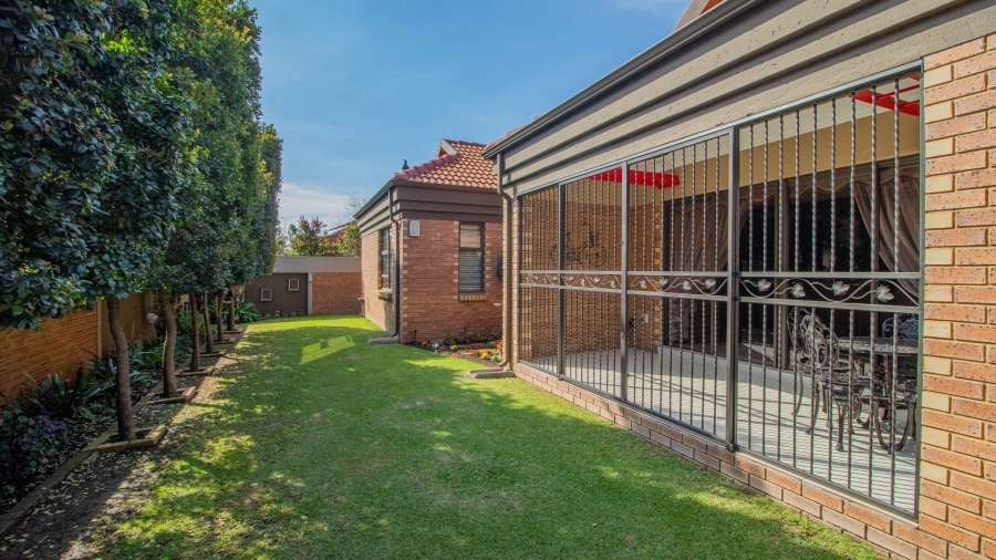 2 Bedroom Property for Sale in Pomona Gauteng