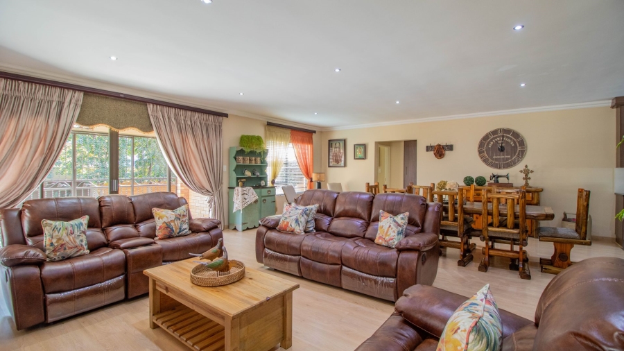2 Bedroom Property for Sale in Pomona Gauteng
