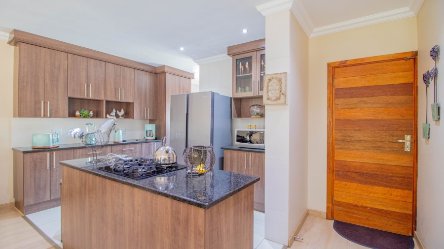 2 Bedroom Property for Sale in Pomona Gauteng
