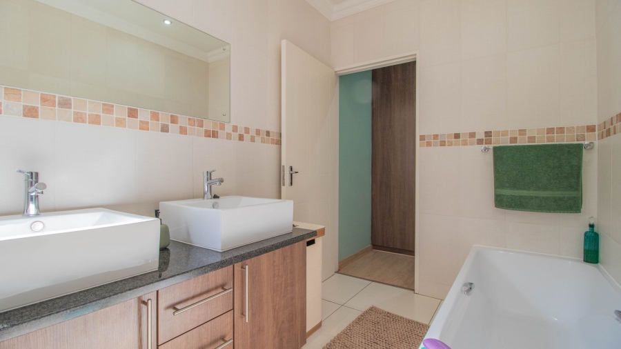2 Bedroom Property for Sale in Pomona Gauteng