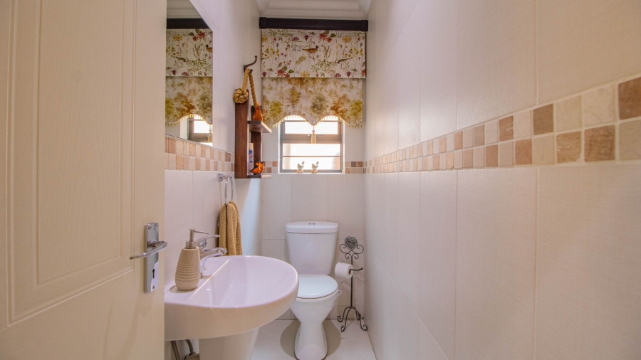 2 Bedroom Property for Sale in Pomona Gauteng