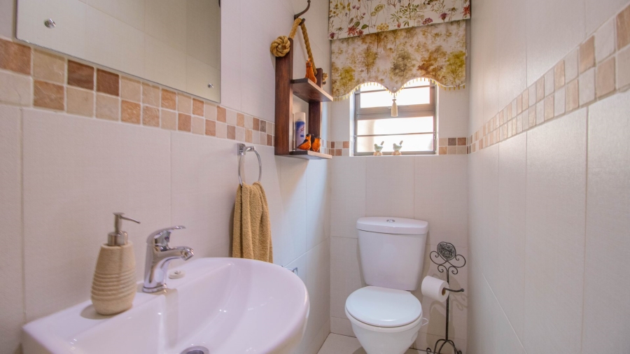 2 Bedroom Property for Sale in Pomona Gauteng