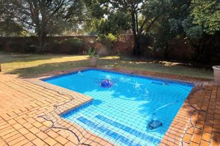 To Let 4 Bedroom Property for Rent in Die Wilgers Gauteng