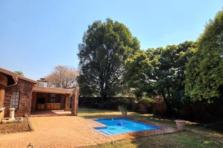 To Let 4 Bedroom Property for Rent in Die Wilgers Gauteng