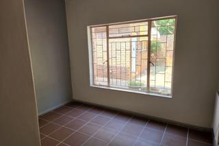 To Let 4 Bedroom Property for Rent in Die Wilgers Gauteng
