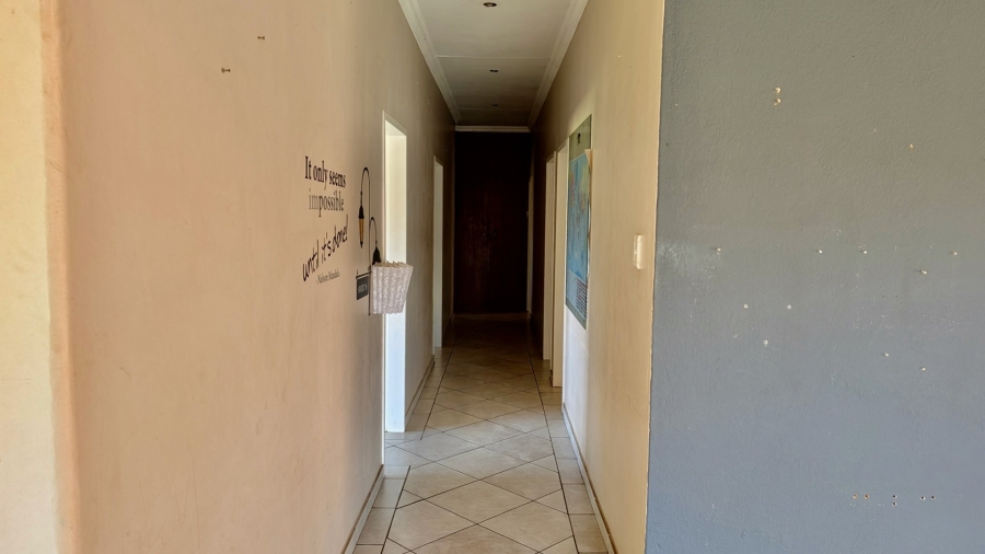 4 Bedroom Property for Sale in Kameeldrift West Gauteng