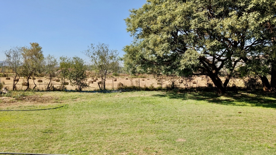 4 Bedroom Property for Sale in Kameeldrift West Gauteng