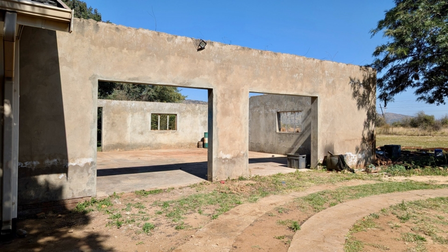 4 Bedroom Property for Sale in Kameeldrift West Gauteng
