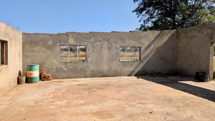 4 Bedroom Property for Sale in Kameeldrift West Gauteng
