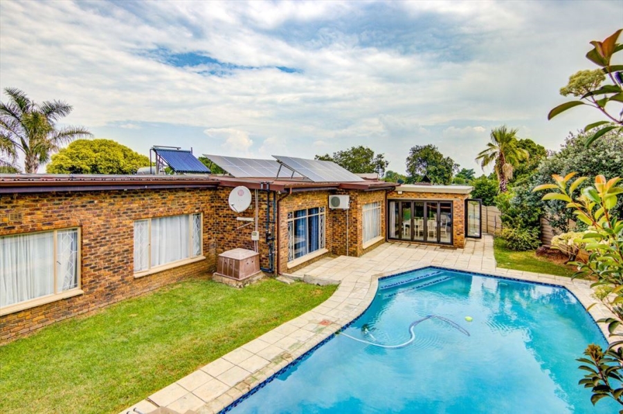 4 Bedroom Property for Sale in Sunward Park Gauteng