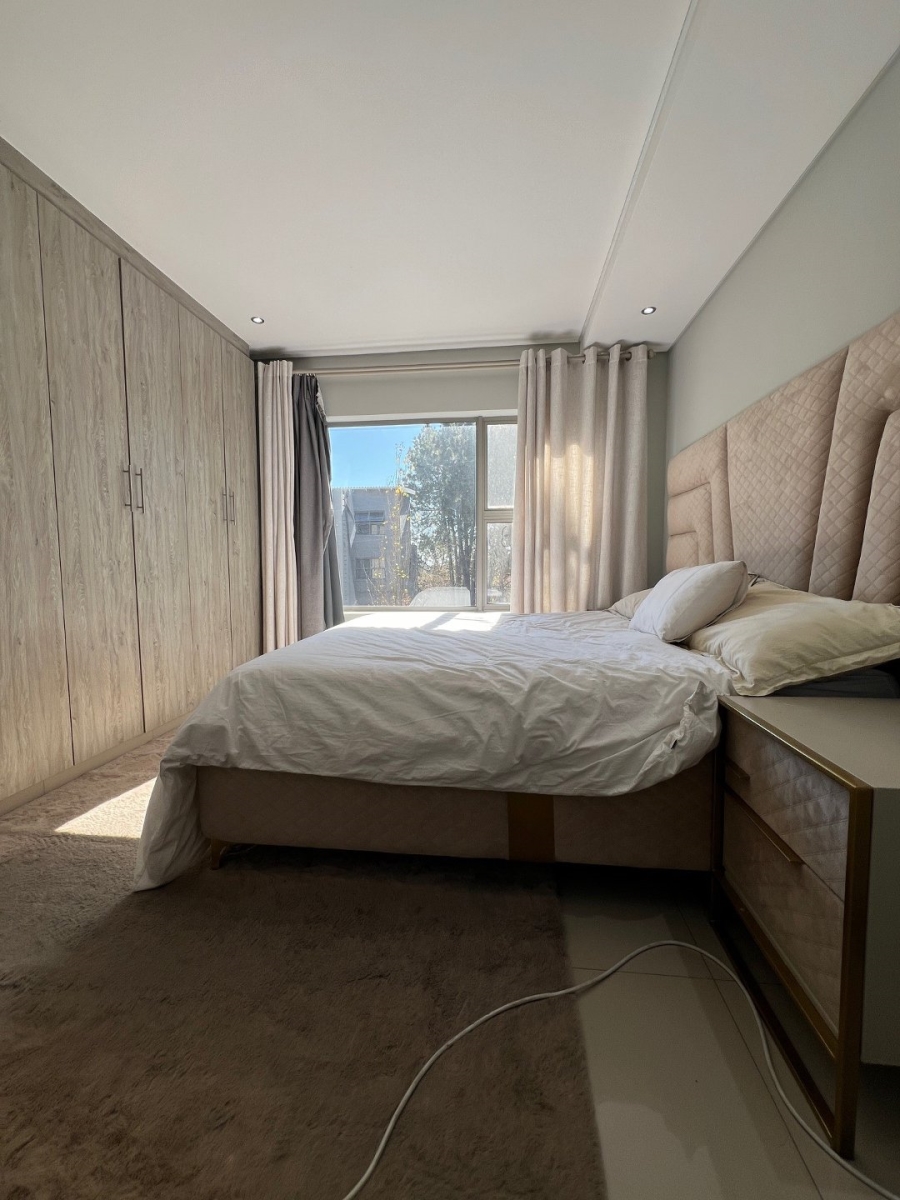 To Let 2 Bedroom Property for Rent in Fourways Gardens Gauteng