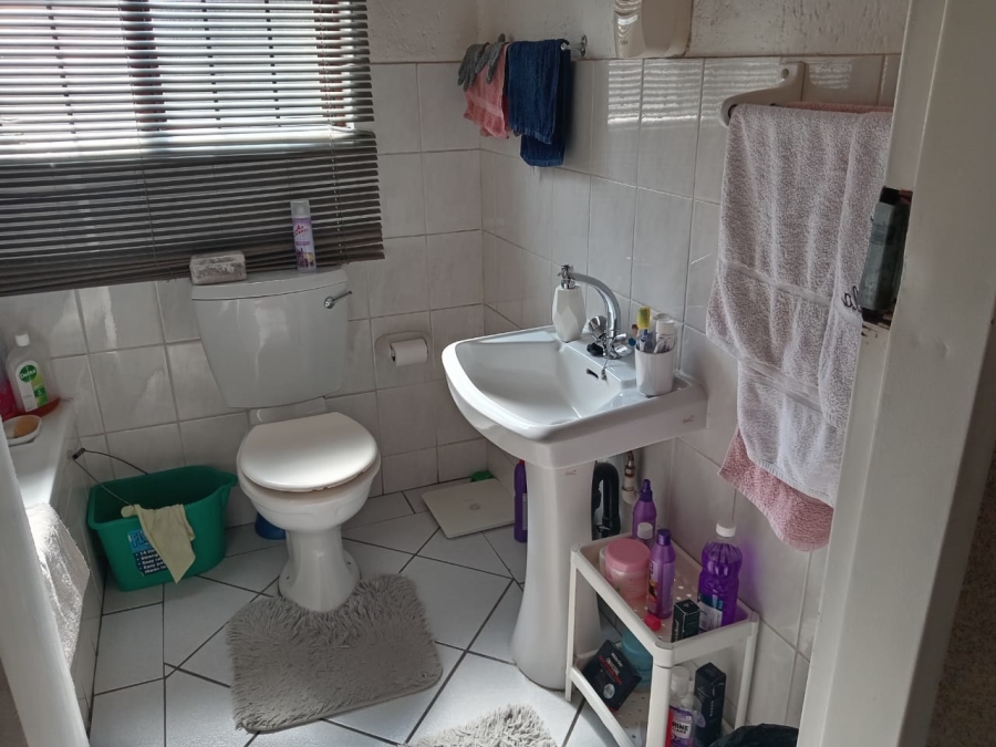 To Let 2 Bedroom Property for Rent in Winchester Hills Gauteng