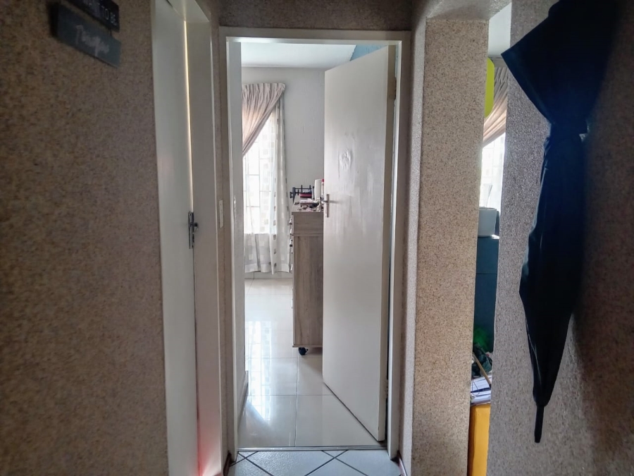 To Let 2 Bedroom Property for Rent in Winchester Hills Gauteng