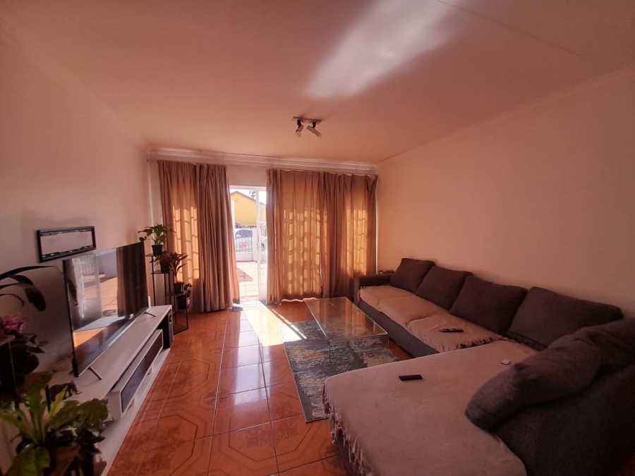 3 Bedroom Property for Sale in Karenpark Gauteng