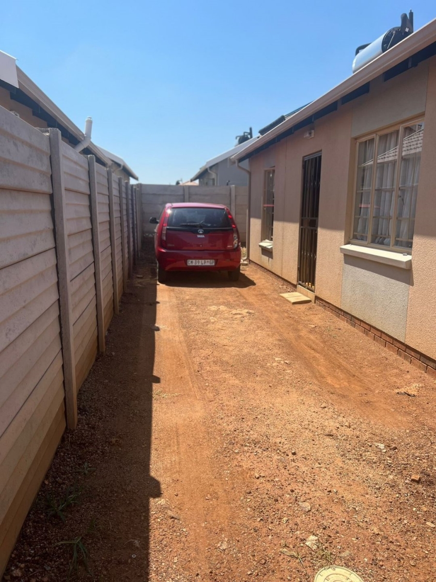 2 Bedroom Property for Sale in Sky City Gauteng
