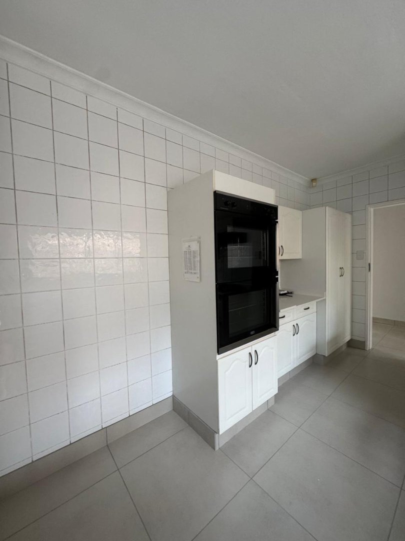 3 Bedroom Property for Sale in Lakefield Gauteng