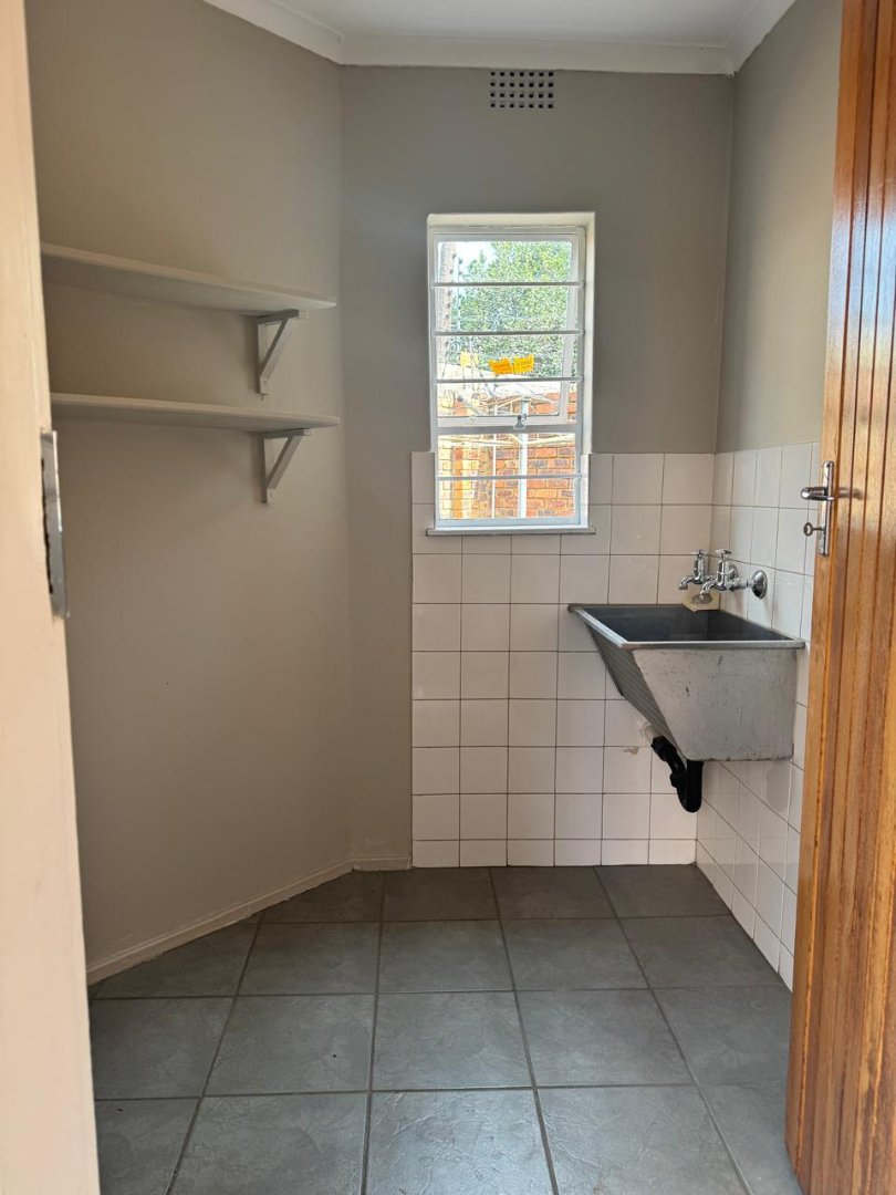 3 Bedroom Property for Sale in Lakefield Gauteng