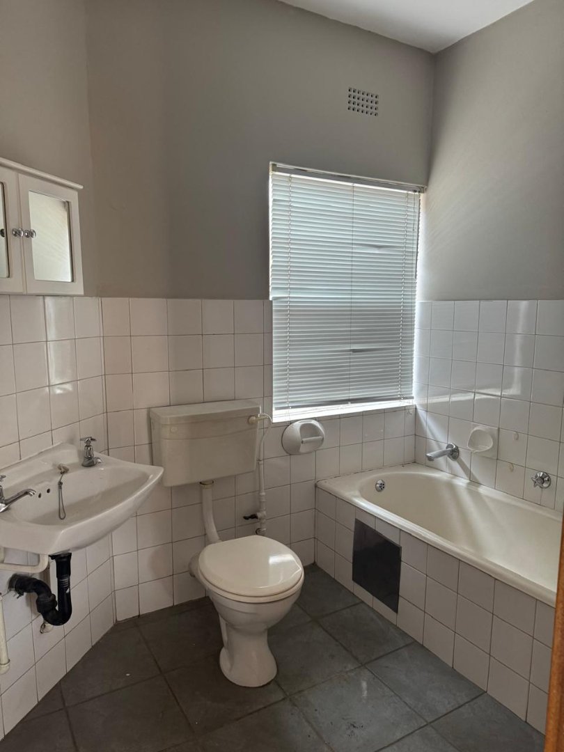 3 Bedroom Property for Sale in Lakefield Gauteng