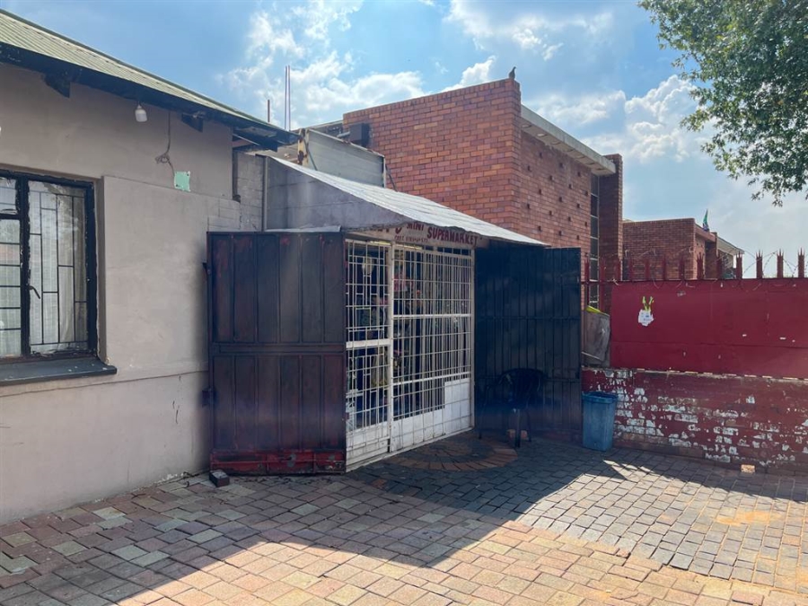 2 Bedroom Property for Sale in Rosettenville Gauteng