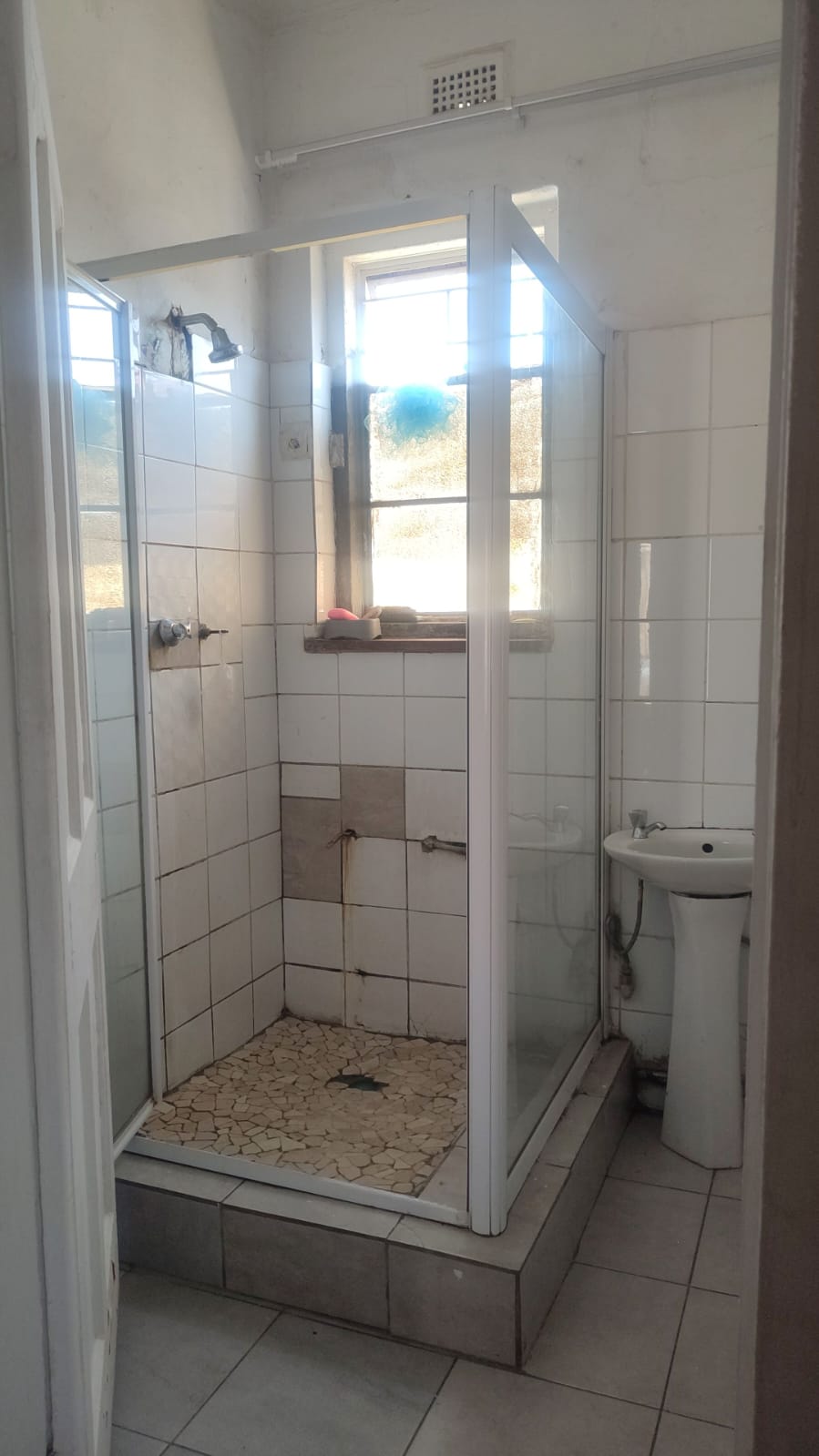 2 Bedroom Property for Sale in Rosettenville Gauteng