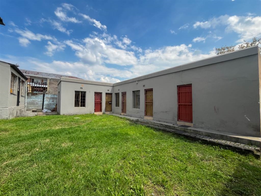 2 Bedroom Property for Sale in Rosettenville Gauteng