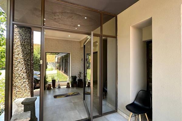 4 Bedroom Property for Sale in Three Rivers East Gauteng