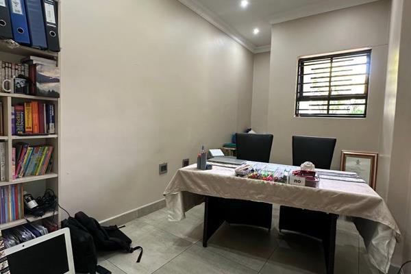 4 Bedroom Property for Sale in Three Rivers East Gauteng