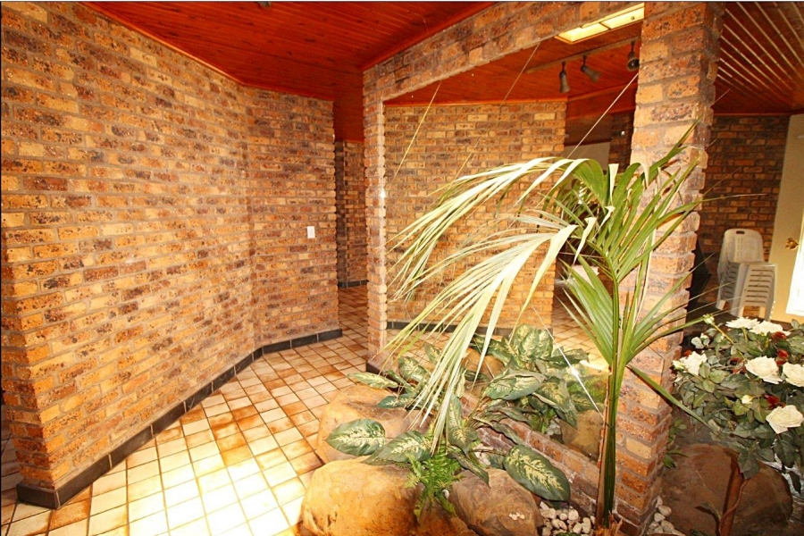 4 Bedroom Property for Sale in Sunward Park Gauteng