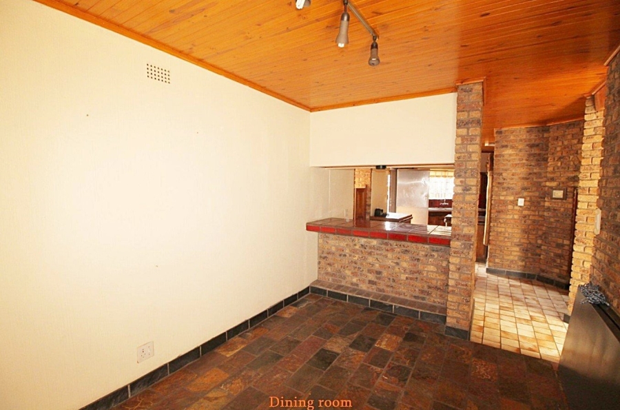 4 Bedroom Property for Sale in Sunward Park Gauteng