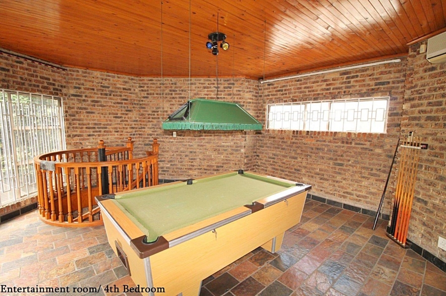 4 Bedroom Property for Sale in Sunward Park Gauteng