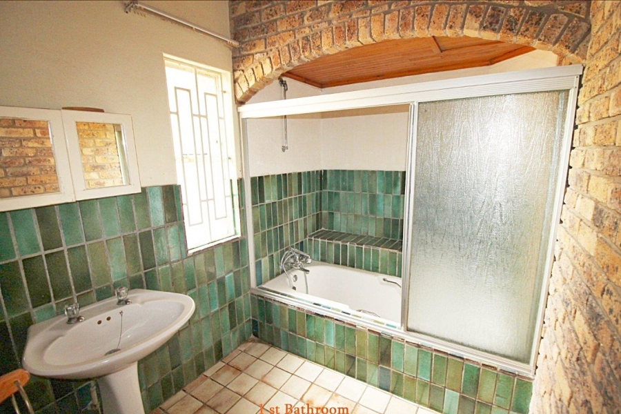 4 Bedroom Property for Sale in Sunward Park Gauteng
