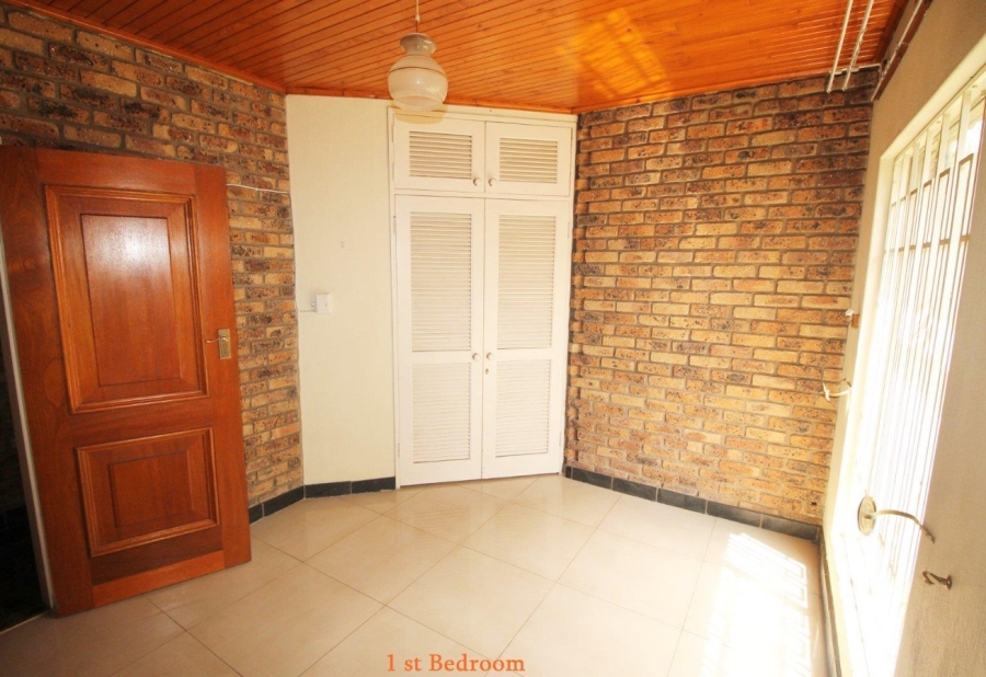 4 Bedroom Property for Sale in Sunward Park Gauteng