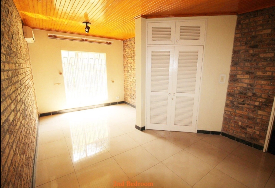 4 Bedroom Property for Sale in Sunward Park Gauteng