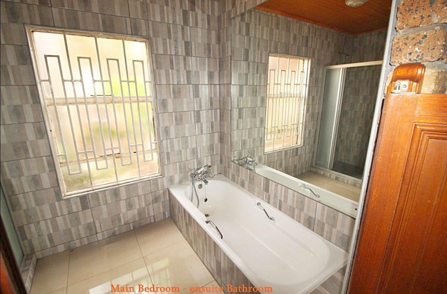 4 Bedroom Property for Sale in Sunward Park Gauteng