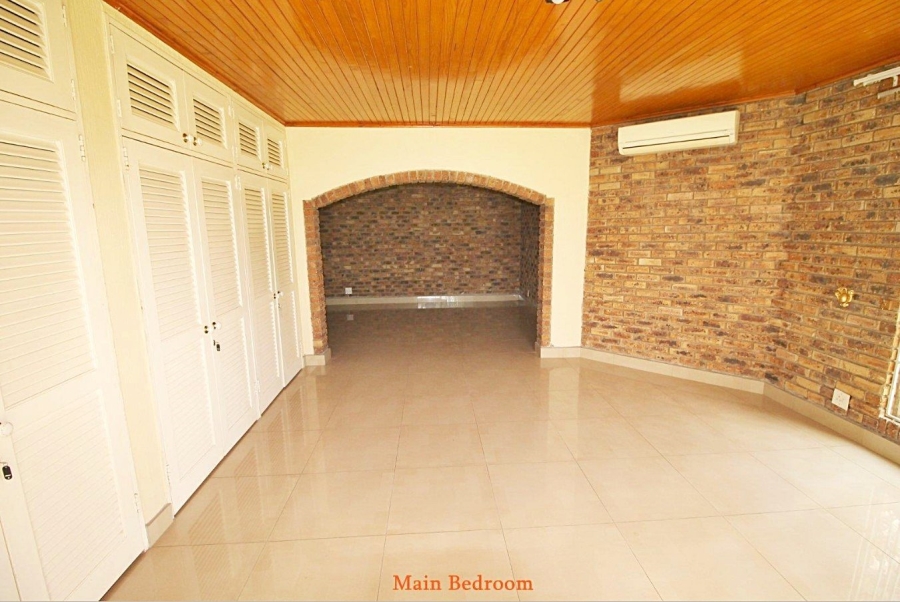 4 Bedroom Property for Sale in Sunward Park Gauteng