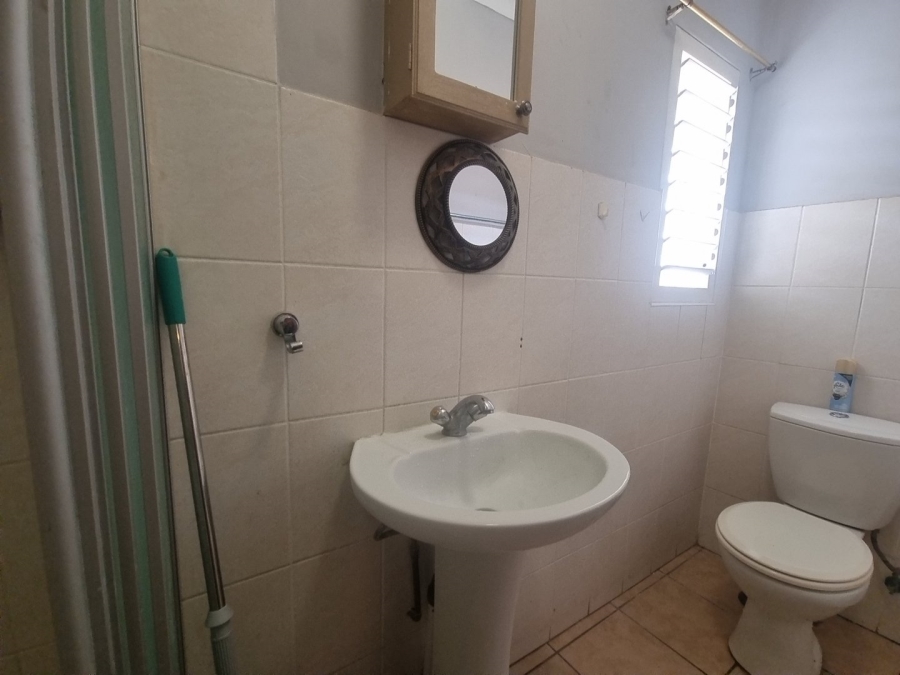  Bedroom Property for Sale in Rooihuiskraal North Gauteng