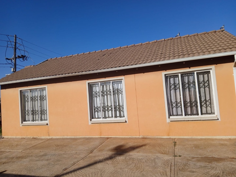 3 Bedroom Property for Sale in Protea Glen Gauteng