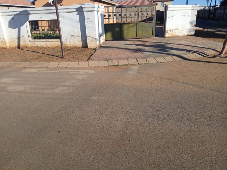 3 Bedroom Property for Sale in Protea Glen Gauteng