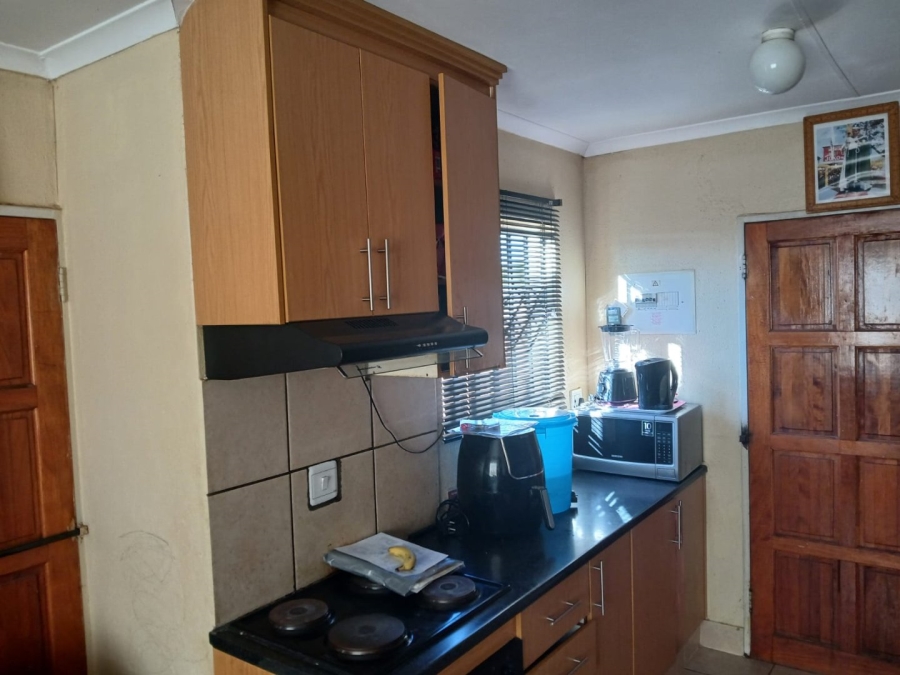 3 Bedroom Property for Sale in Protea Glen Gauteng
