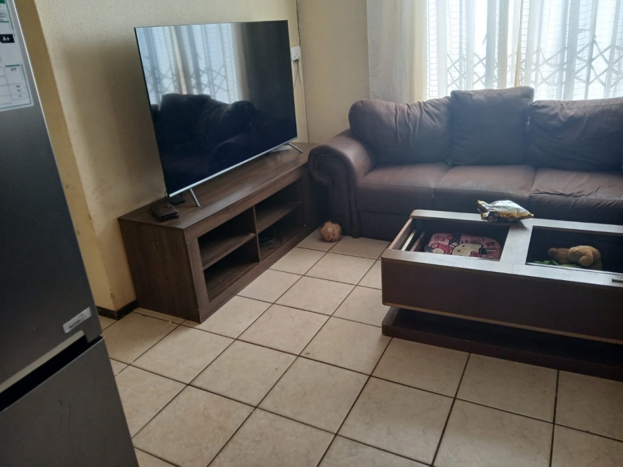 3 Bedroom Property for Sale in Protea Glen Gauteng