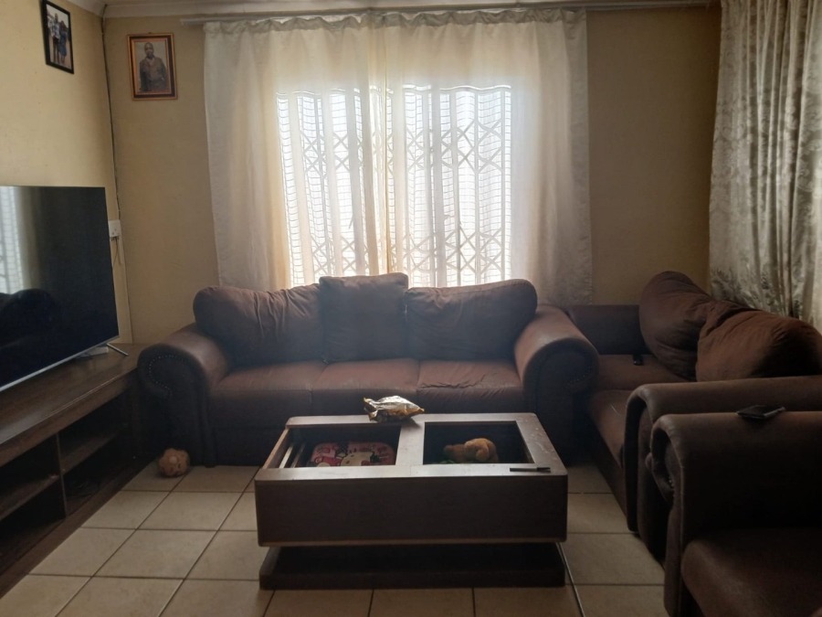 3 Bedroom Property for Sale in Protea Glen Gauteng