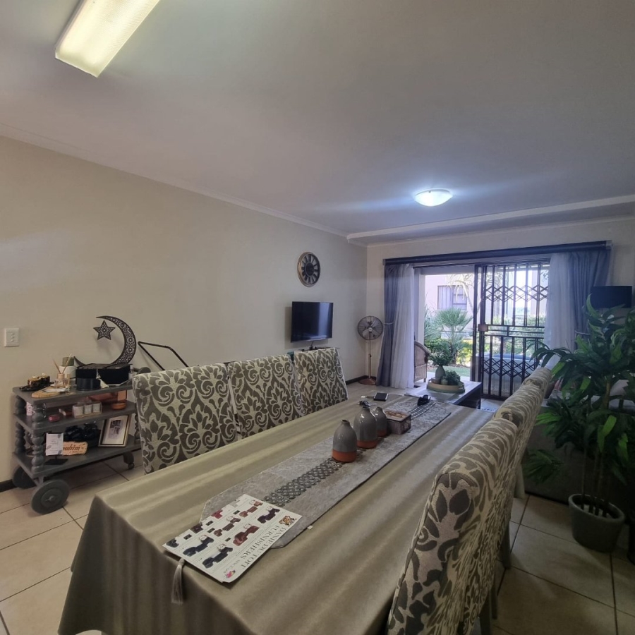2 Bedroom Property for Sale in Ruimsig Gauteng