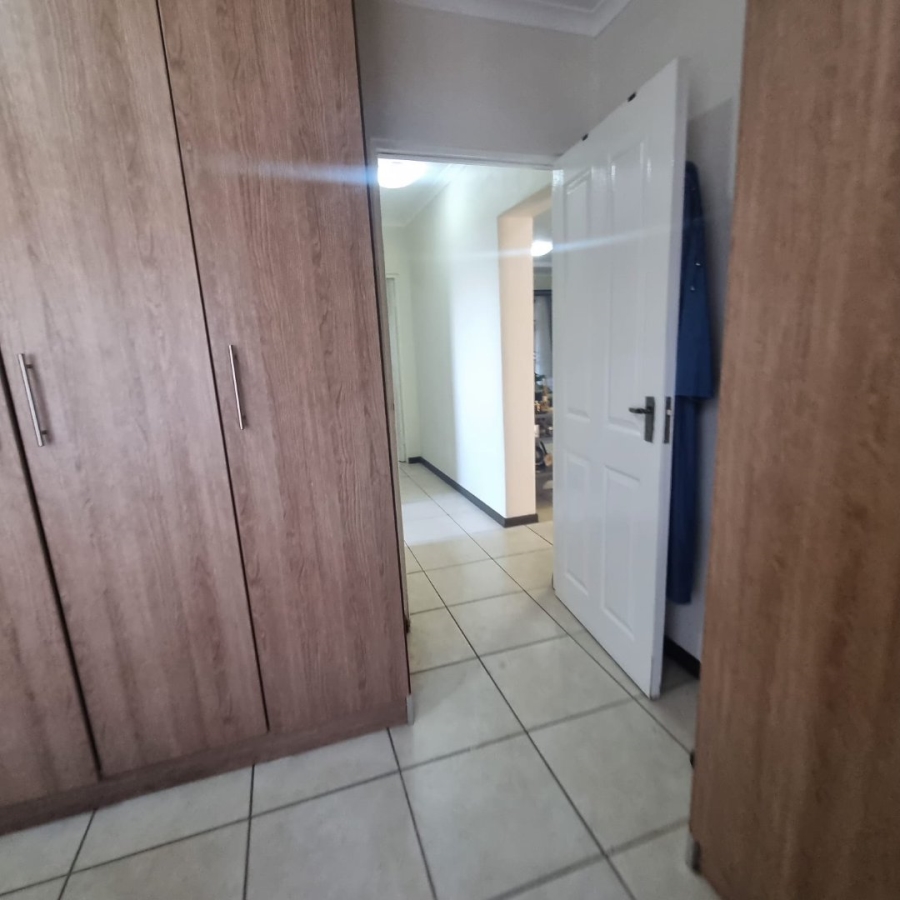 2 Bedroom Property for Sale in Ruimsig Gauteng