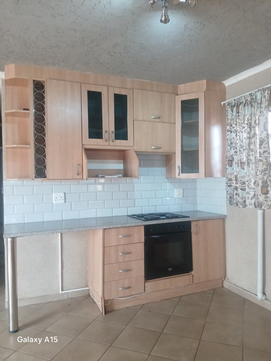 3 Bedroom Property for Sale in Andeon Gauteng