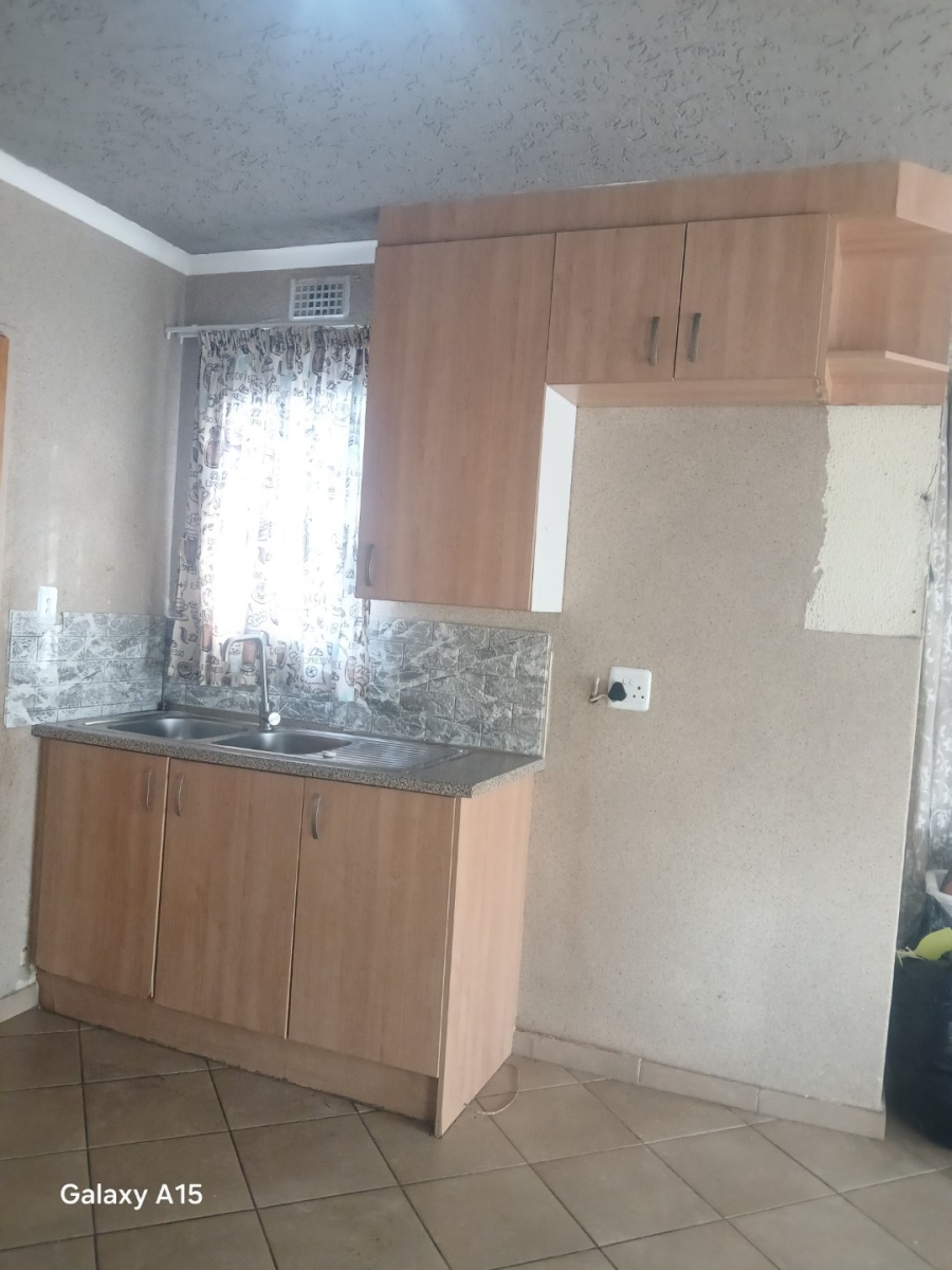3 Bedroom Property for Sale in Andeon Gauteng