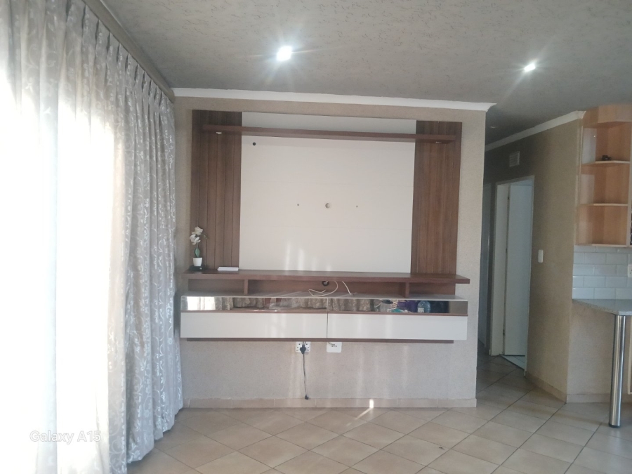 3 Bedroom Property for Sale in Andeon Gauteng