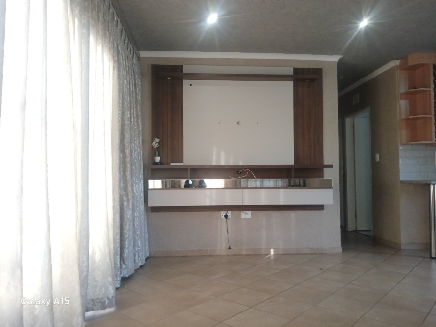 3 Bedroom Property for Sale in Andeon Gauteng