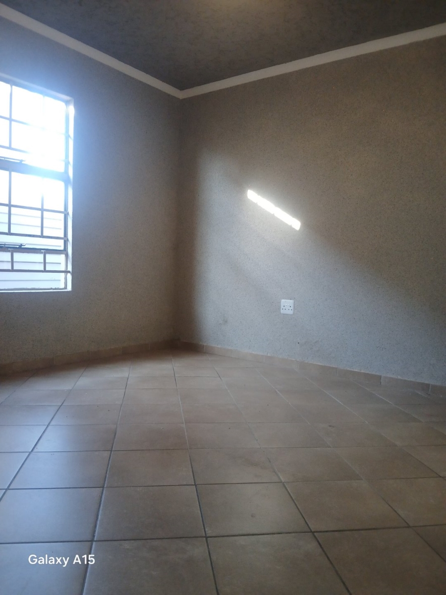 3 Bedroom Property for Sale in Andeon Gauteng
